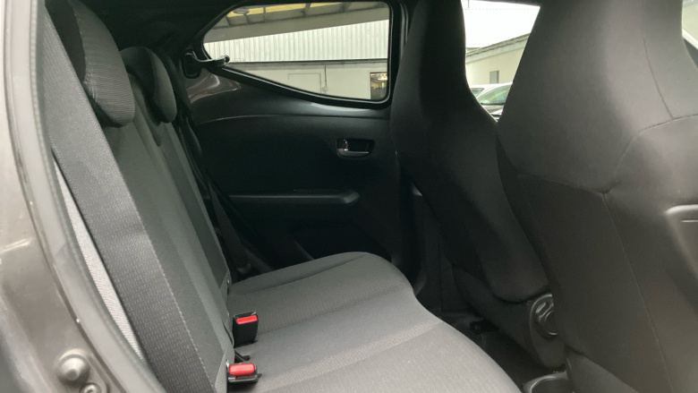 Toyota Aygo 1.0 VVT-i X-Trend TSS 5dr x-shift Petrol Hatchback